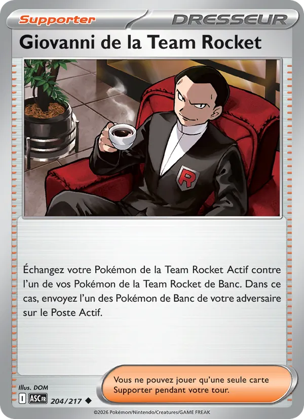 Giovanni de la Team Rocket Héros Transcendants 204/217